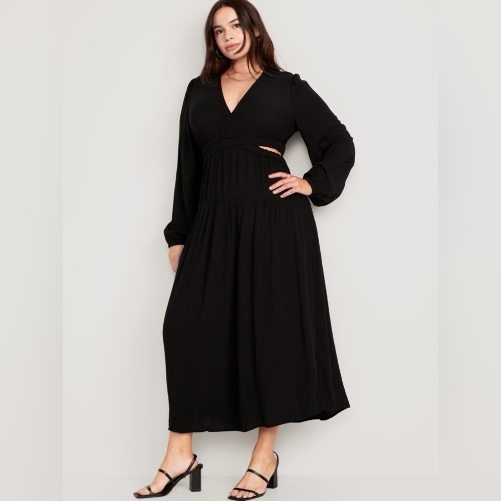 NWT! Black Waist-Defined Crepe Side-Cutout Maxi Dress - LARGE TALL ONLY 💜